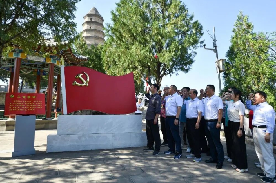 新中国成立75周年党的建设成就综述