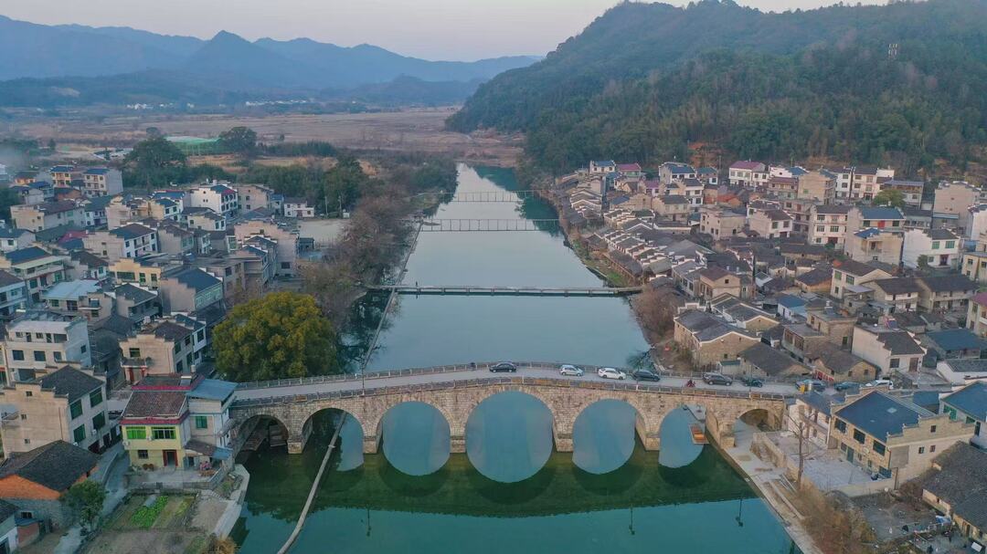 历史文化知识：高岭瓷土矿遗址