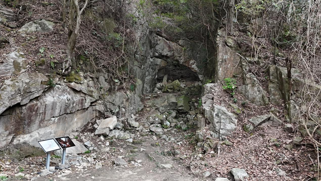 历史文化知识：长岭瓷石矿遗址