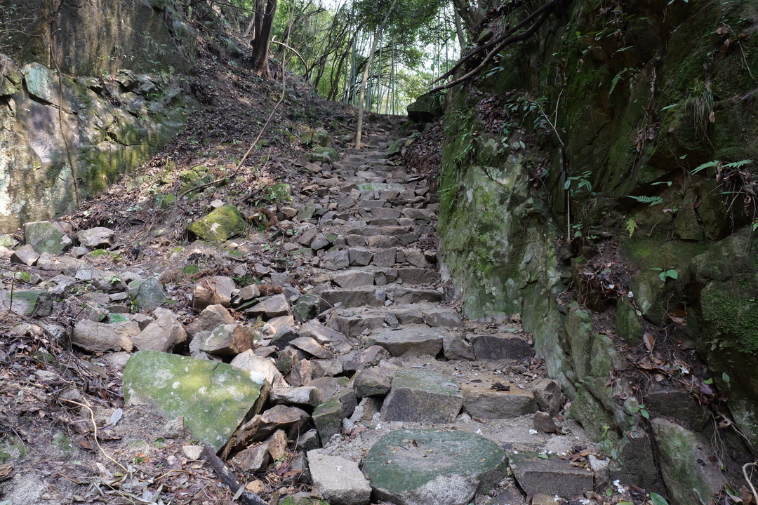 历史文化知识：长岭瓷石矿遗址