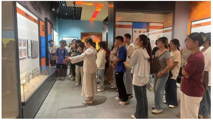 民窑博物馆迎来文博生力军