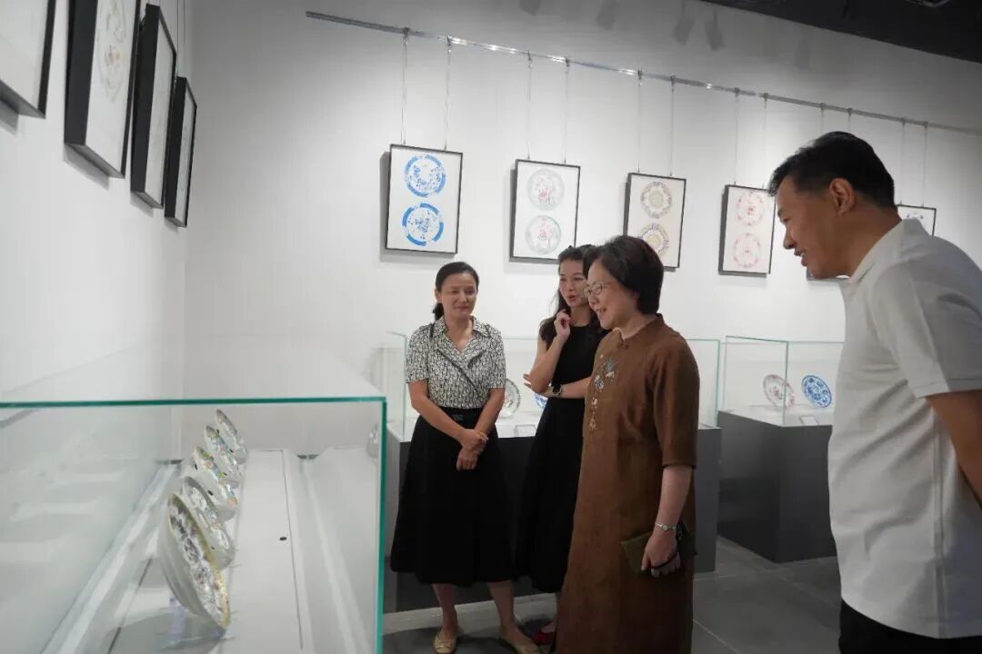 梅亦在景德镇开展专题调研